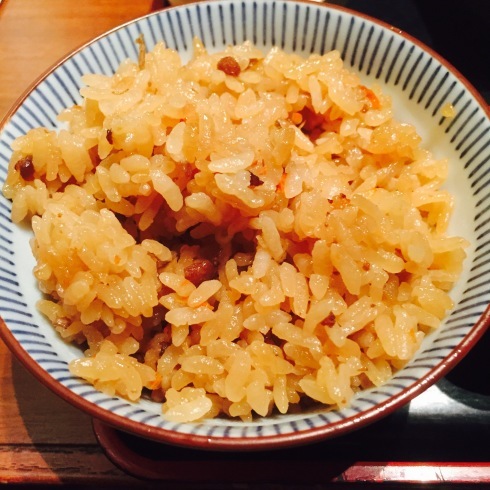 銀座で博多気分♪「華味鳥」の水炊きランチでコラーゲンを♪_f0054260_07070356.jpg