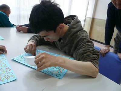 1/14 談話室にて創作活動_a0154110_14341591.jpg