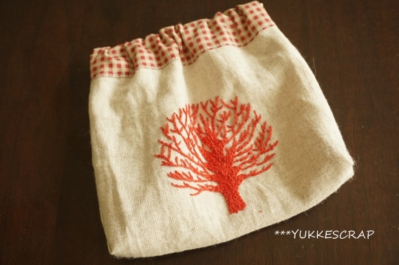 刺繍生活　～バネ口ポーチ仕立てと巾着袋～　【くらし部門】_d0348118_16110665.jpg
