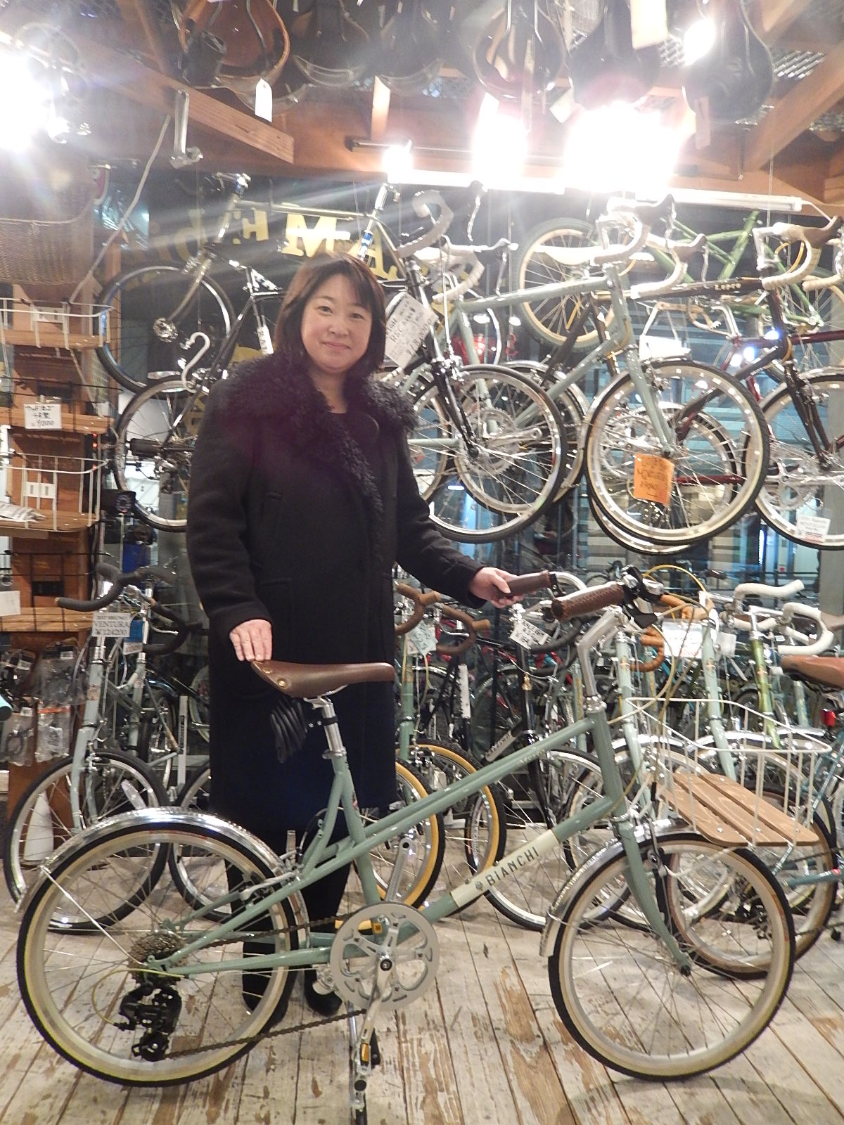1月16日　渋谷　原宿　の自転車屋　FLAME bike前です_e0188759_19374367.jpg