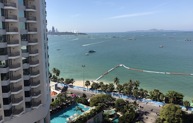 Amari Ocean Hotel Pattaya（アマリオーシャンホテルパタヤ）にアーリーチェックイン！_d0144092_163653.jpg