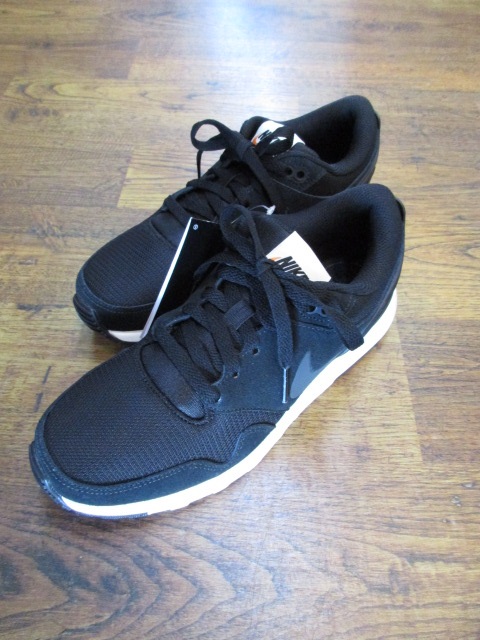 ナイキ NIKE  866069 001  エア ウィベンナ 　BK_e0076692_18455553.jpg