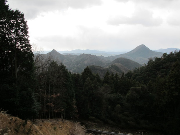 国東半島里山徘徊　①ミイケヒラ～伊美山　2017.1.14（土）_a0166196_14551361.jpg