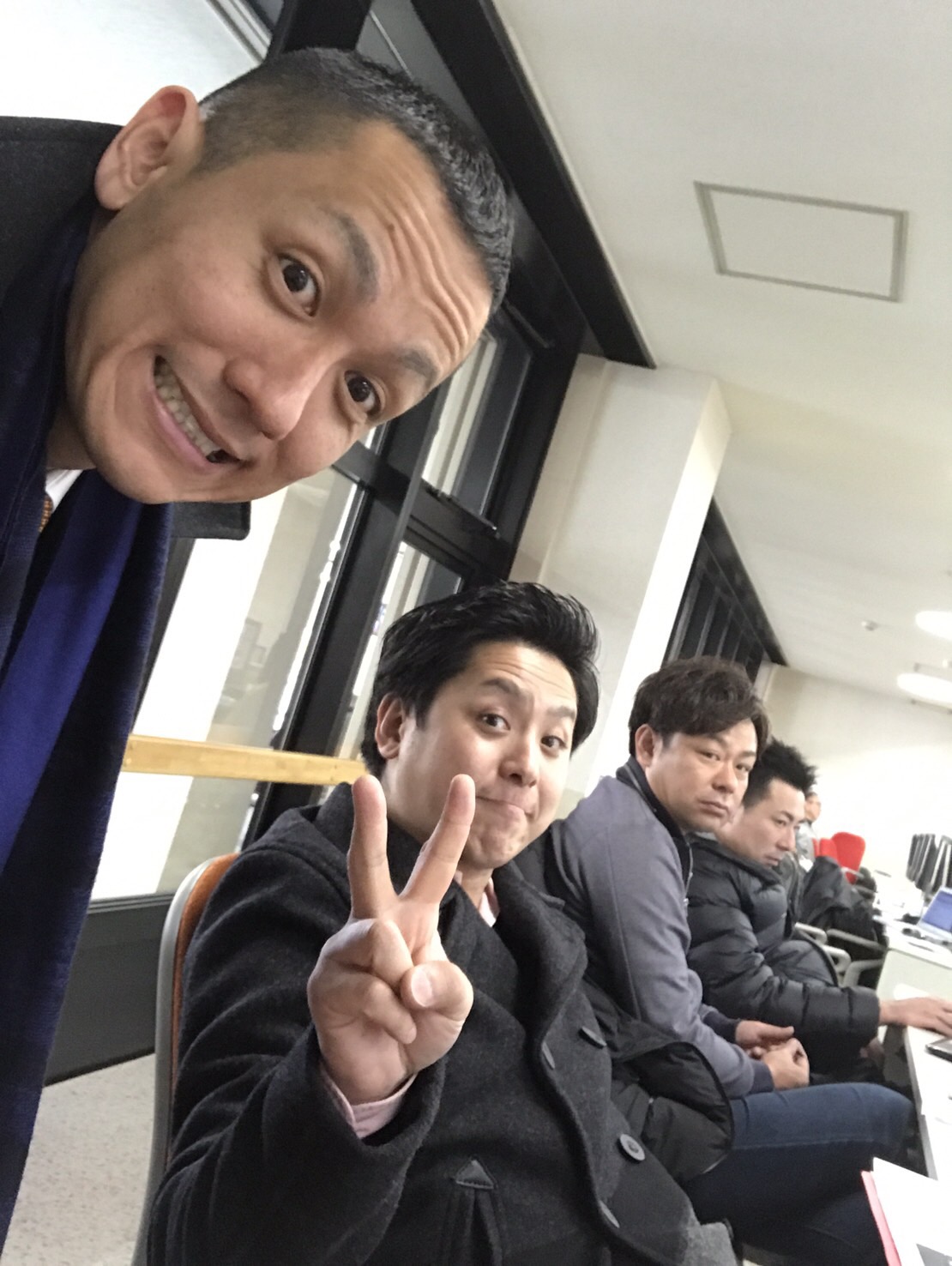 1月17日(火) 火曜日のみんなブログヽ( ‘ω’ )ノ ランクル・ハマーの構造変更もお任せ下さい♫TOMMY_b0127002_19385715.jpg