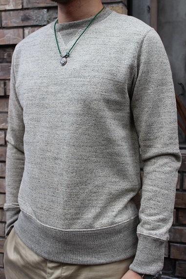 間違いなく使うスウェットアイテムだからこそ間違いないブランドで! Jackman \"GG SWEAT CREWNECK\"_f0191324_08275300.jpg