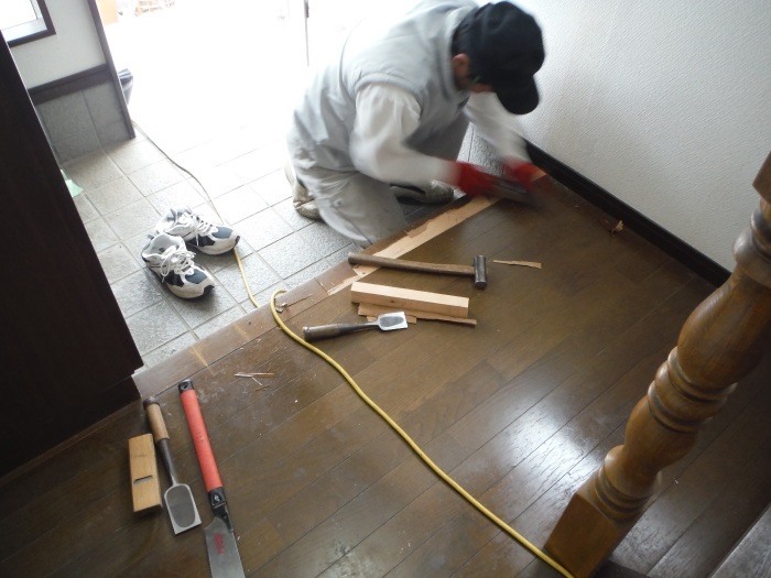 床とキッチン ~ 古くなってきたので。_d0165368_07252491.jpg