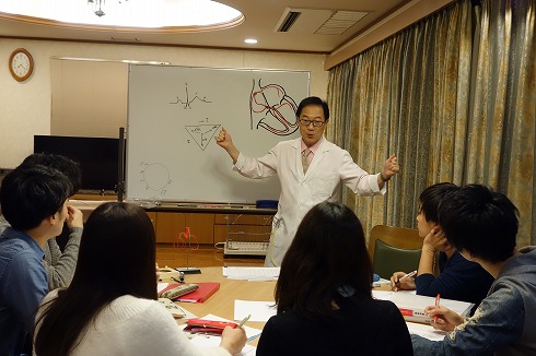 名市大医学部4年生の心電図勉強会_a0152501_13524639.jpg