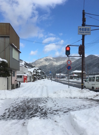 しごとはじめ…それは雪。_a0158406_07244591.jpg