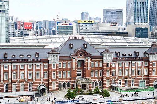 東京・横浜　大理石ホールやステンドグラス、赤レンガの外壁が美しい洋風建築_b0212342_08583877.jpg