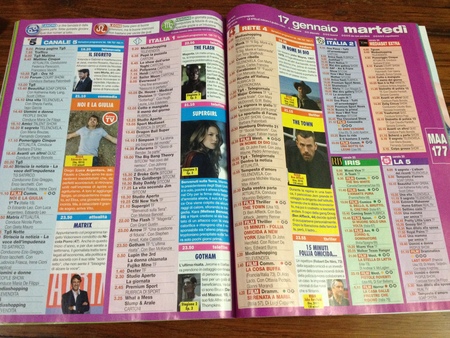 テレビ番組を雑誌でチェック!_a0136671_143475.jpg