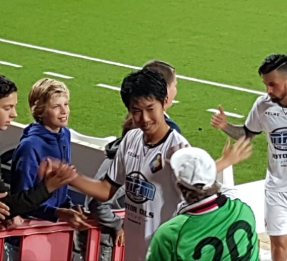 a0350686_00542355.png