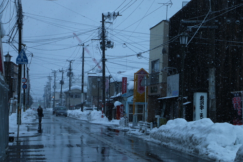 雪道や凍結している道路を安全に歩く（走行する）には_c0075701_75014.jpg