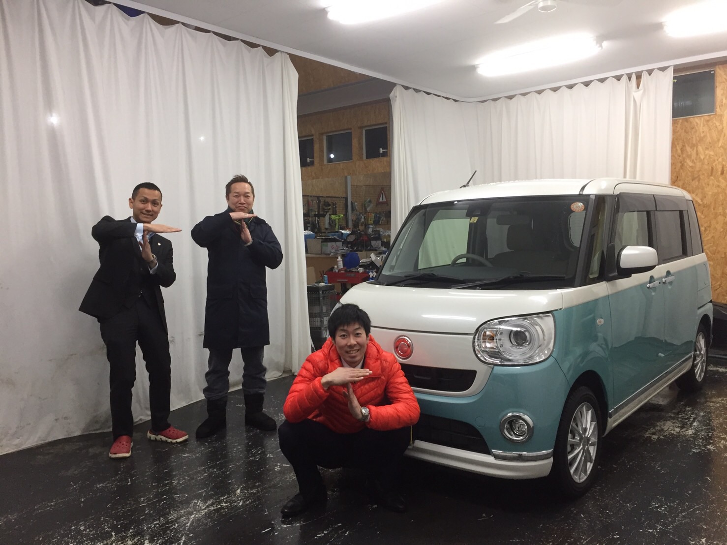 1月19日(水) 臨時の本店みんなブログ♫ ランクル200ディーゼルがやってくる!TOMMY_b0127002_21304846.jpg