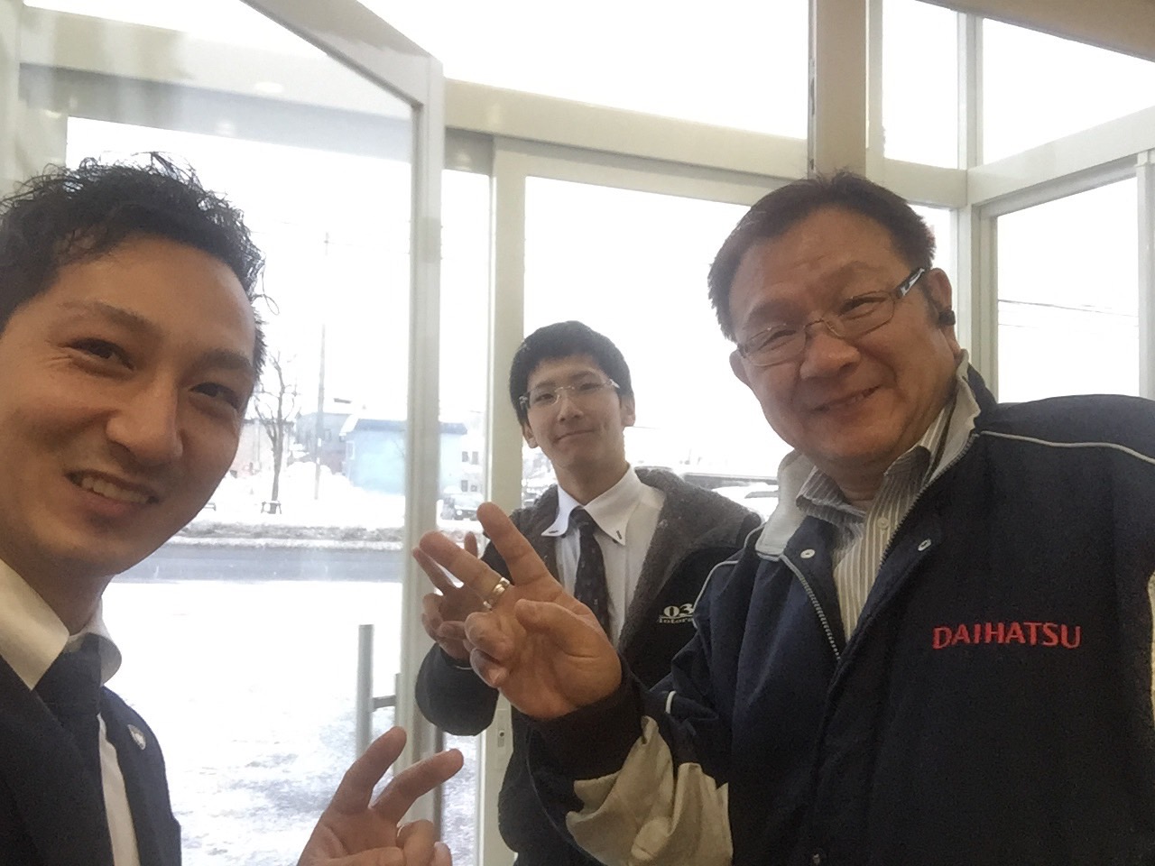 1月19日(水) 臨時の本店みんなブログ♫ ランクル200ディーゼルがやってくる!TOMMY_b0127002_2305993.jpg