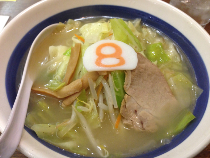 8番ラーメン_c0139090_23390779.jpg