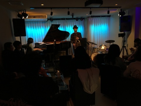 広島  Jazzlive comin  本日金曜日の催し_b0115606_11271265.jpg