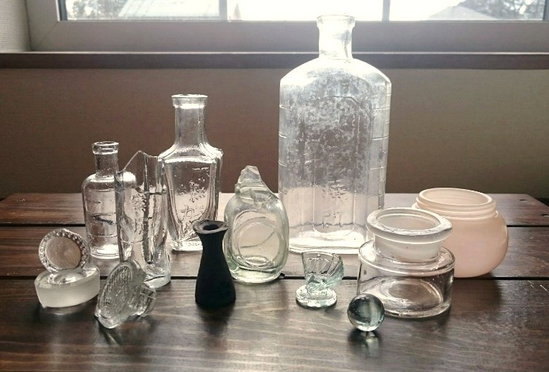 珍品 栓でもあり瓶でもあるミニボトル ボトルディギング