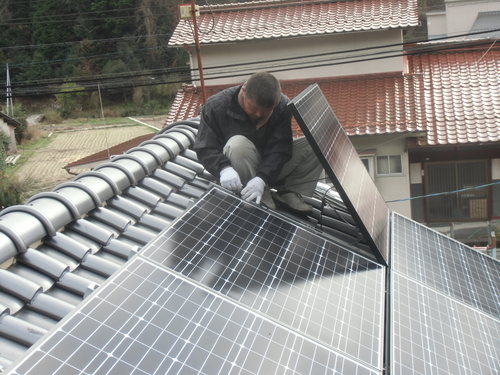 M様邸(廿日市市玖島)太陽光システム工事_d0125228_19372937.jpg