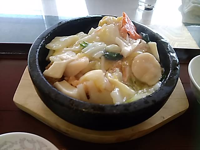 友達とランチ&たわみ皿を買う_f0019498_2192714.jpg