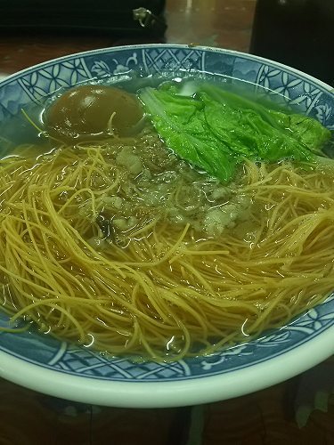 （台中：臭豆腐）穴をあけて～穴を埋めて食べる臭豆腐にはまっています～♪_b0182708_18311512.jpg