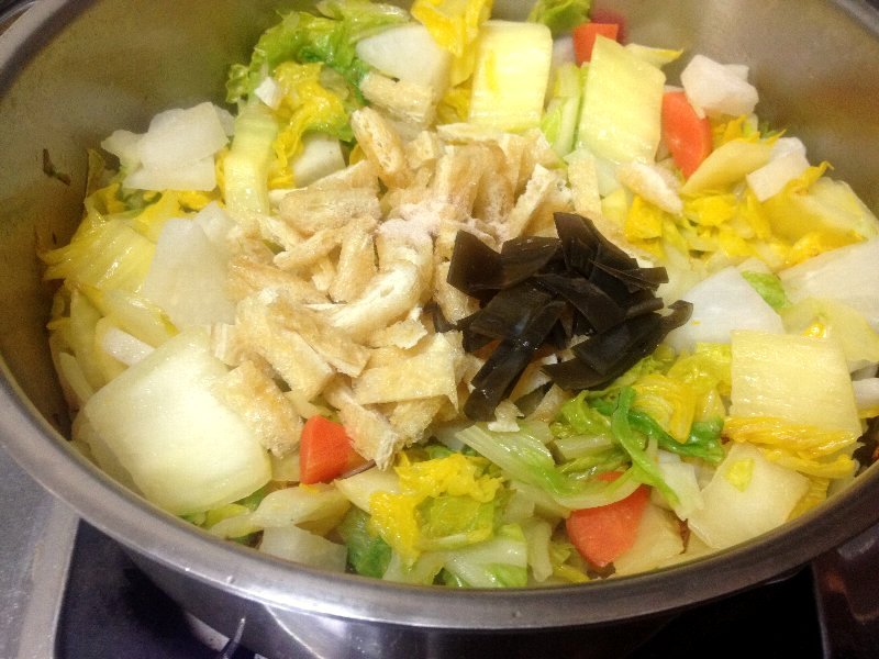 ☆白菜の美味しい味噌仕立て鍋うどん☆_c0092953_1631916.jpg