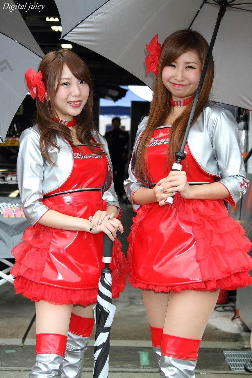 久遠もも さん、佐藤りお さん、西澤未希 さん（Rn-sports Circuit Lady）_c0216181_21201673.jpg