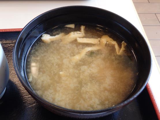 松屋の牛焼肉定食 箕面店_c0118393_10554133.jpg