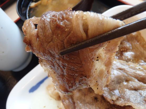 松屋の牛焼肉定食 箕面店_c0118393_11503490.jpg