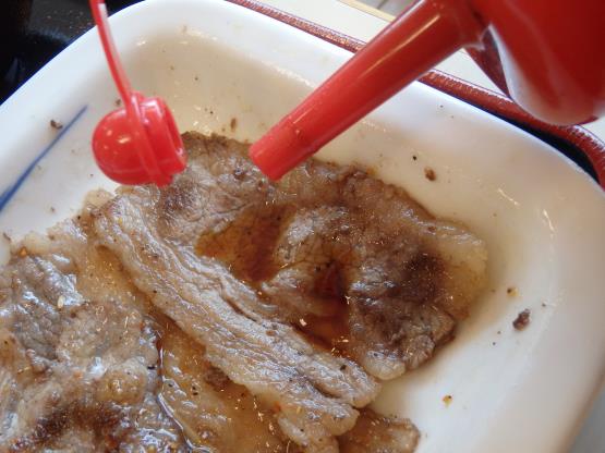 松屋の牛焼肉定食 箕面店_c0118393_124812.jpg