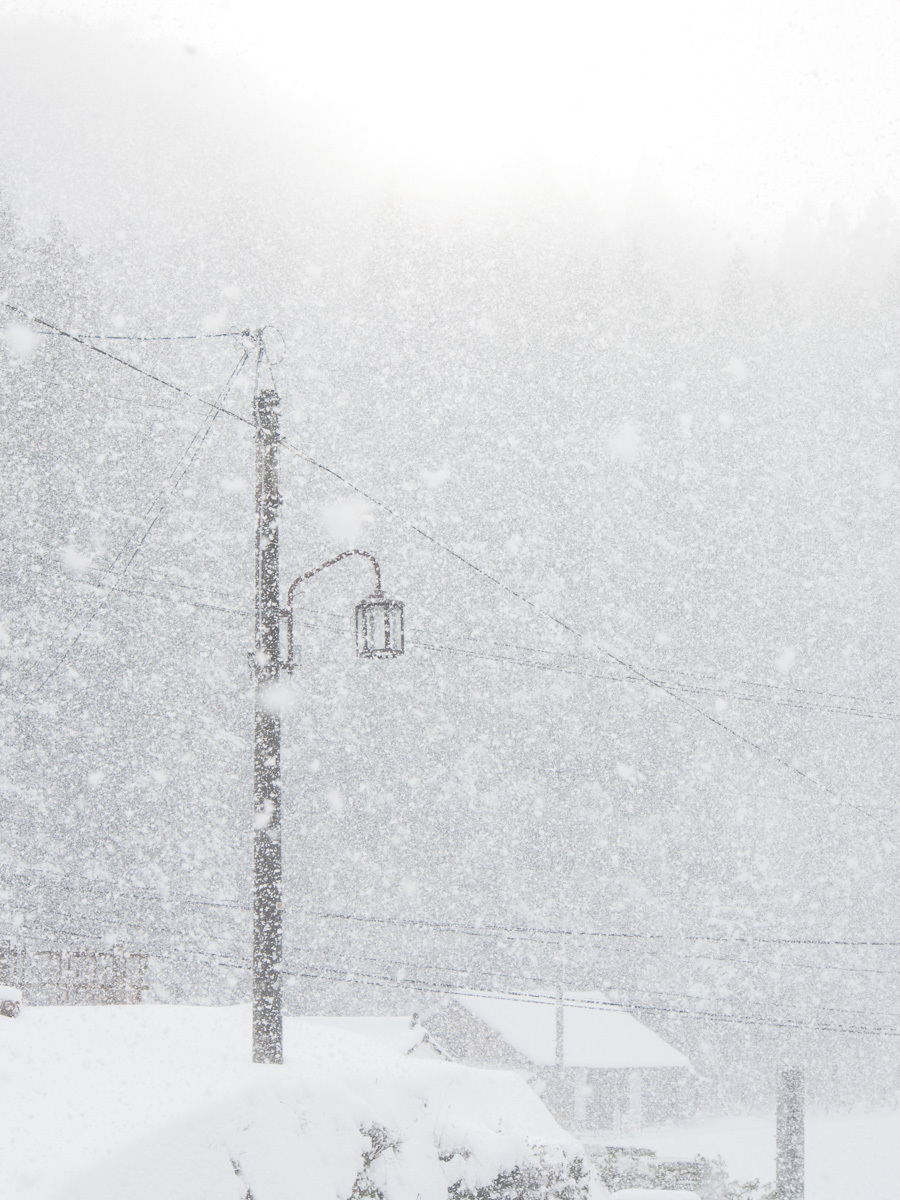 1月15日　雪　吹屋　の4_c0021726_09554784.jpg