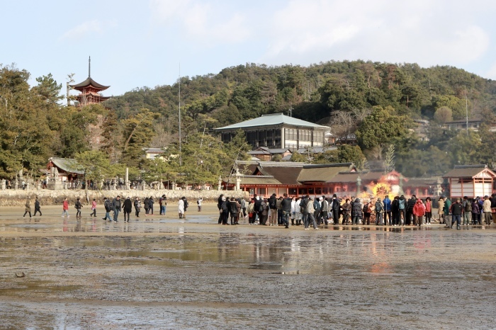 干潮の宮島　広島旅行 - 7 -_f0348831_09072408.jpg