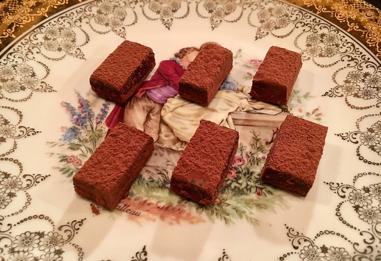 フィグのコンポートにコニャックとアールグレイ風味の自家製生チョコレート_d0011635_16501543.jpg