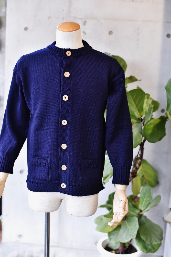 Guernsey Woollens Knitwear。。。今に・・これからに・・・Traditional Guernsey CARDIGAN!★!_d0152280_18561544.jpg