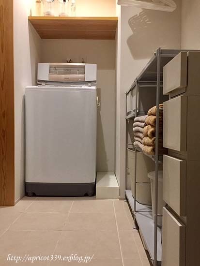 洗濯機の排水ホースのカバーをdiy シンプルで心地いい暮らし