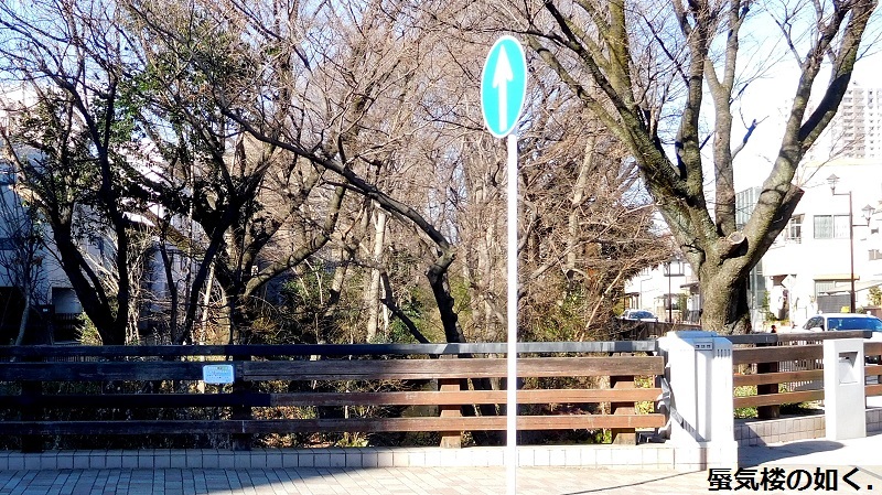e0304702_12502446.jpg