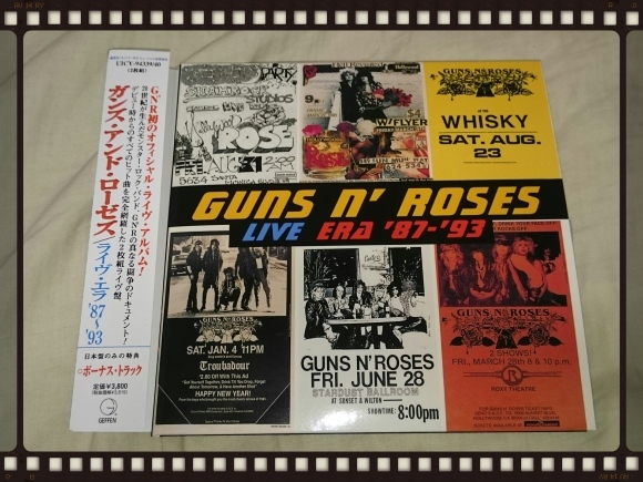 GUNS N\' ROSES / LIVE ERA : \'87 - \'93　紙ジャケ_b0042308_00210914.jpg