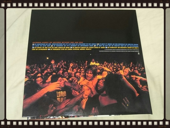 GUNS N\' ROSES / LIVE ERA : \'87 - \'93 紙ジャケ_b0042308_00214775.jpg