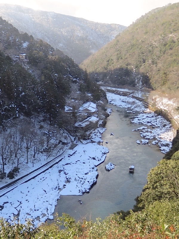 ぶらり京都-129 [嵐峡の雪化粧]_d0352628_9512350.jpg