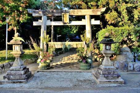 初詣は新しい砂を踏んで　奈良市・佐紀神社_a0100742_13214844.jpg