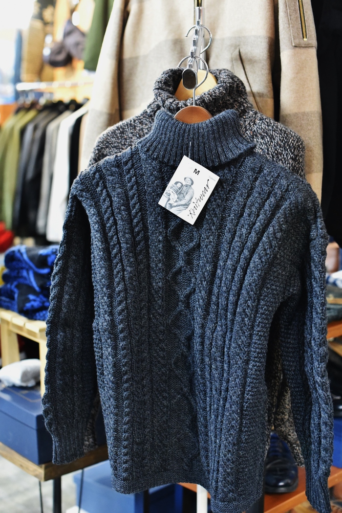 Guernsey Woollens Knitwear。。。今に・・これからに・・・Traditional Guernsey CARDIGAN!★!_d0152280_7545598.jpg
