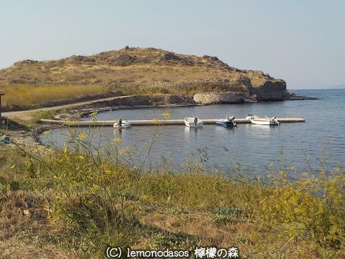 レスボス島　古代アンディサの海岸に流れ着いたオルフェウスの首_c0010496_07332001.jpg