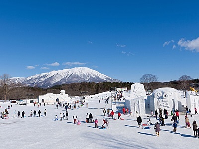 小岩井農場 雪まつり 危機です Sports 憲法 政治