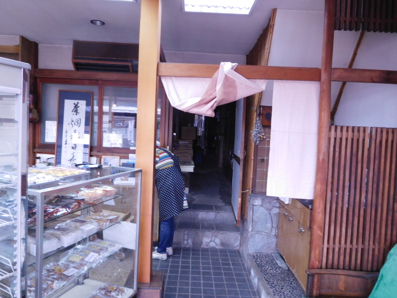 地元の、商店街で_a0125419_22024983.jpg