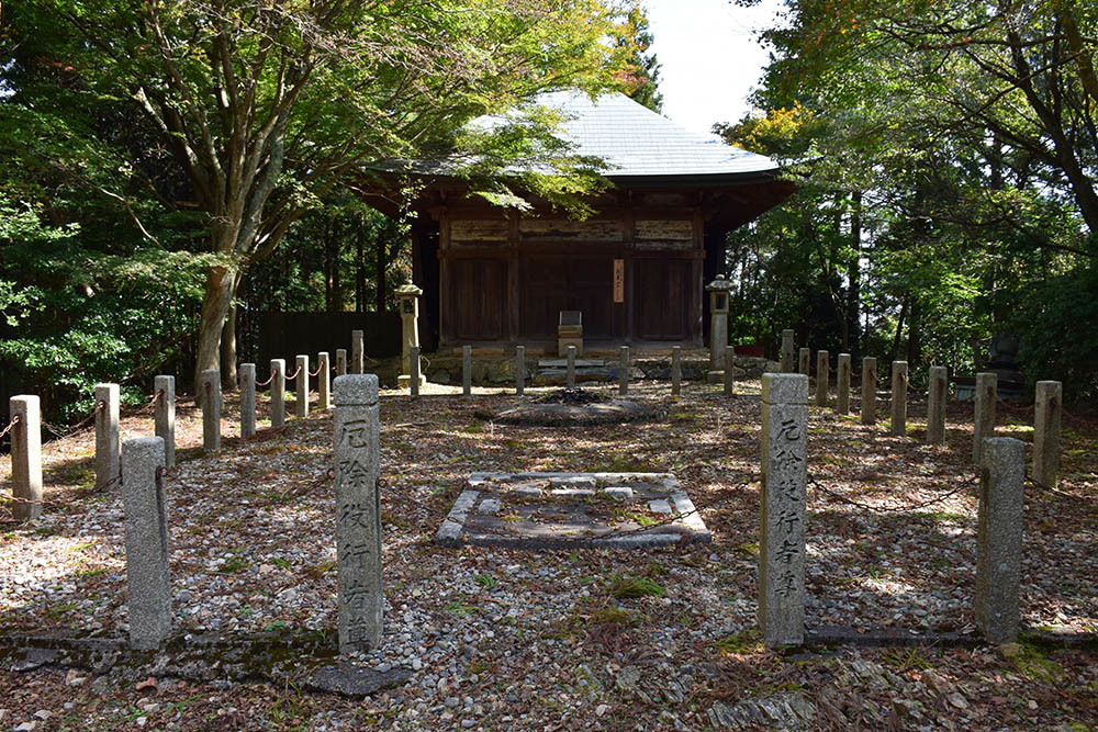 太平記を歩く。 その5 「鷲峰山金胎寺」 京都府相楽郡和束町_e0158128_21031643.jpg