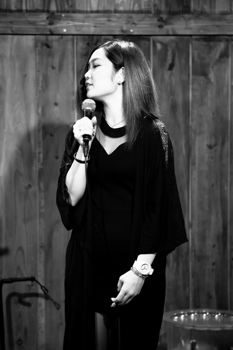 ライブ撮影 秋葉原 Live Garage 秋田犬 Windmind Blog