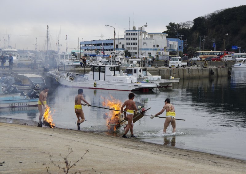 師崎　左義長祭り_c0238352_17204094.jpg