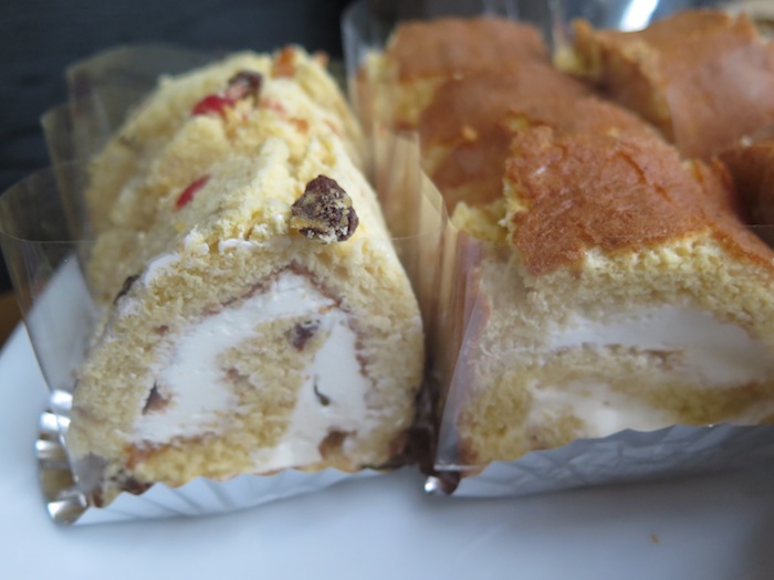 レトロなロールケーキ=レトロール完成♡_d0240754_18183666.jpg