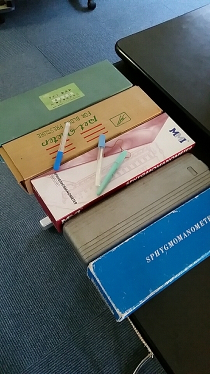 水銀含有商品、回収してます。_d0092901_10273036.jpg