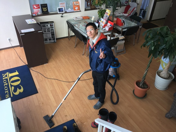 1月25日 水曜日のひとログヽ( ‘ω’ )ノ ランクル200ディーゼル逆輸入中♫TOMMY_b0127002_1740999.jpg