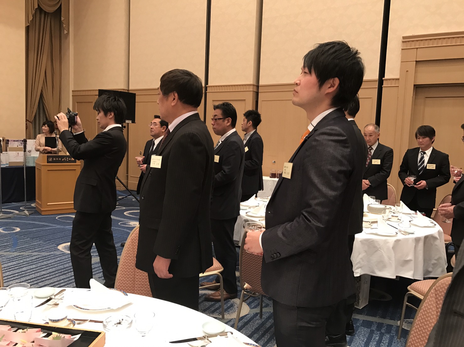 1月25日 水曜日のひとログヽ( ‘ω’ )ノ ランクル200ディーゼル逆輸入中♫TOMMY_b0127002_1893798.jpg